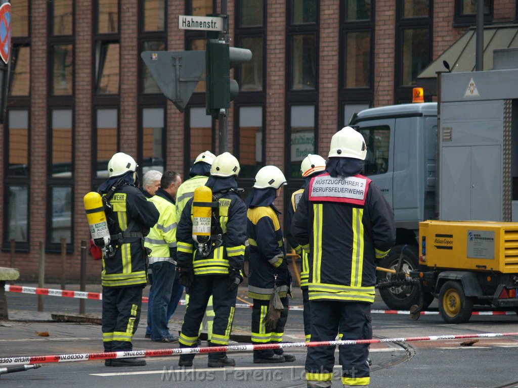 Gasaustritt Koeln Mitte Hahnenstr    P042.JPG